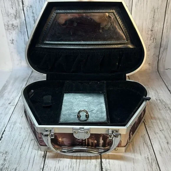 Vintage Hard Shell BERLIN LONDON PARIS Handbag Jewelry Case Organizer Footed - Picture 6 of 12